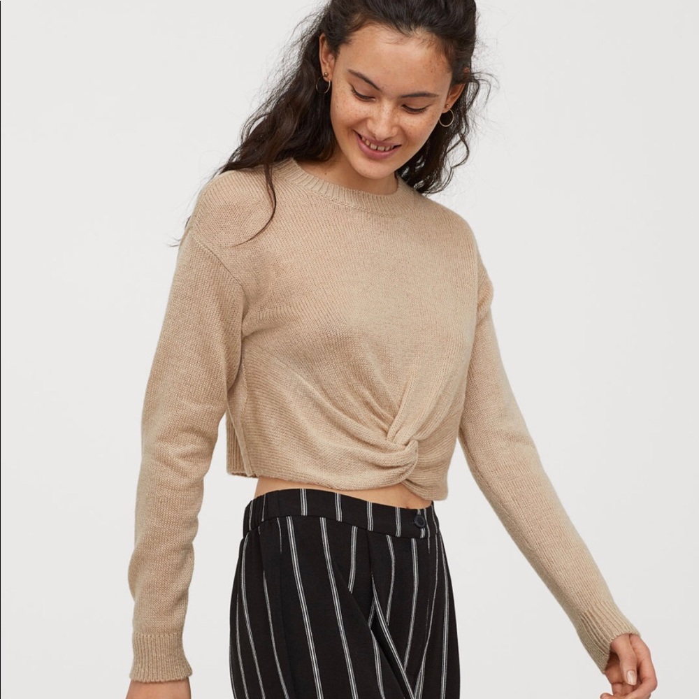 H&M Cropped Sweater with Knot Design